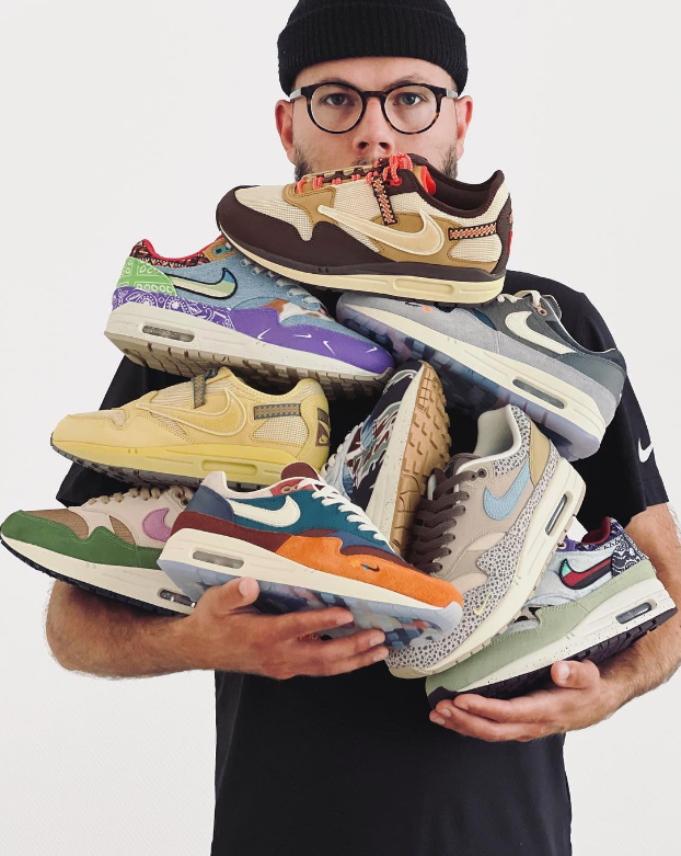 My favorite Democratique Socks - Frederik Thorndahl